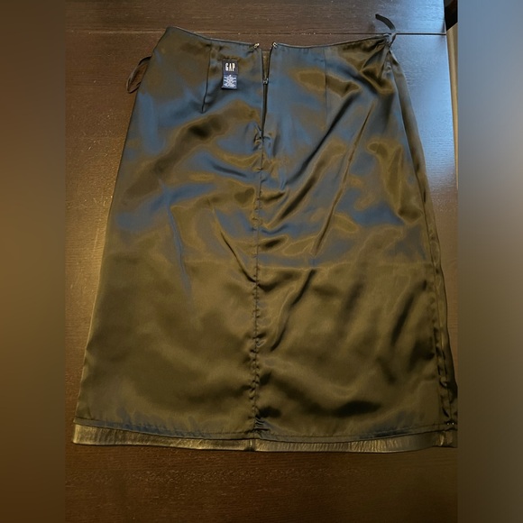 Black leather skirt - Picture 4 of 5